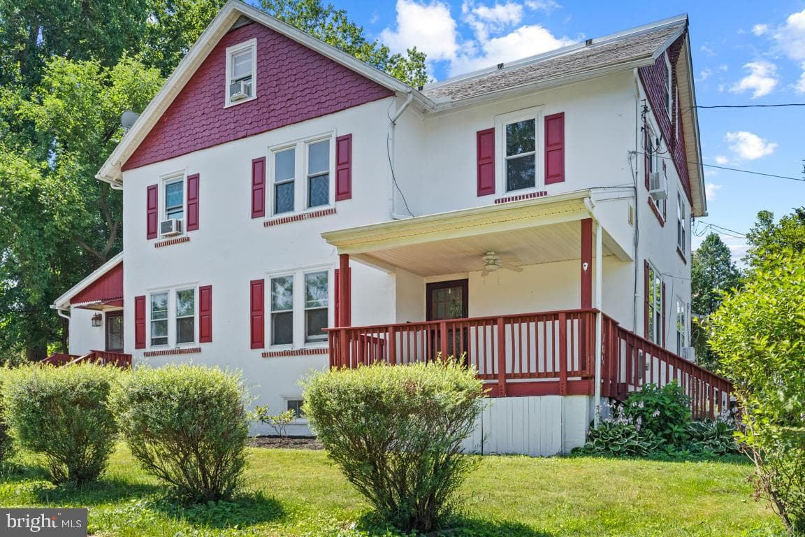 705 E Walnut Street, North Wales