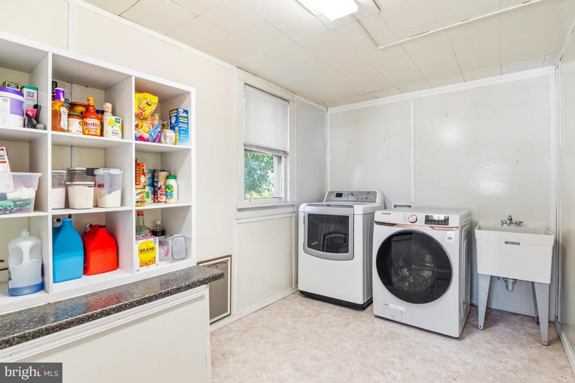 705 E Walnut Street photo 17
