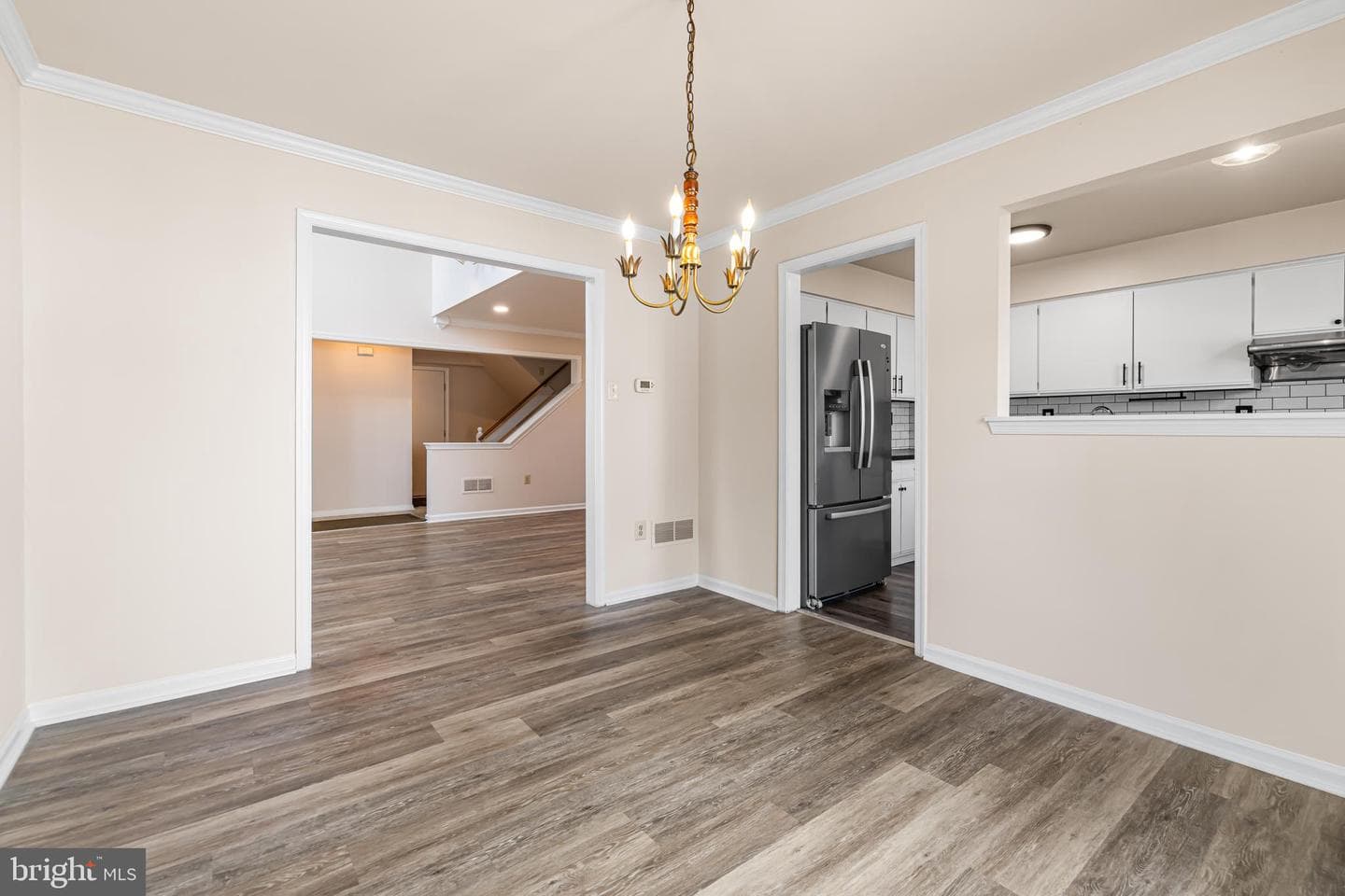 211 Orchard Drive photo 10