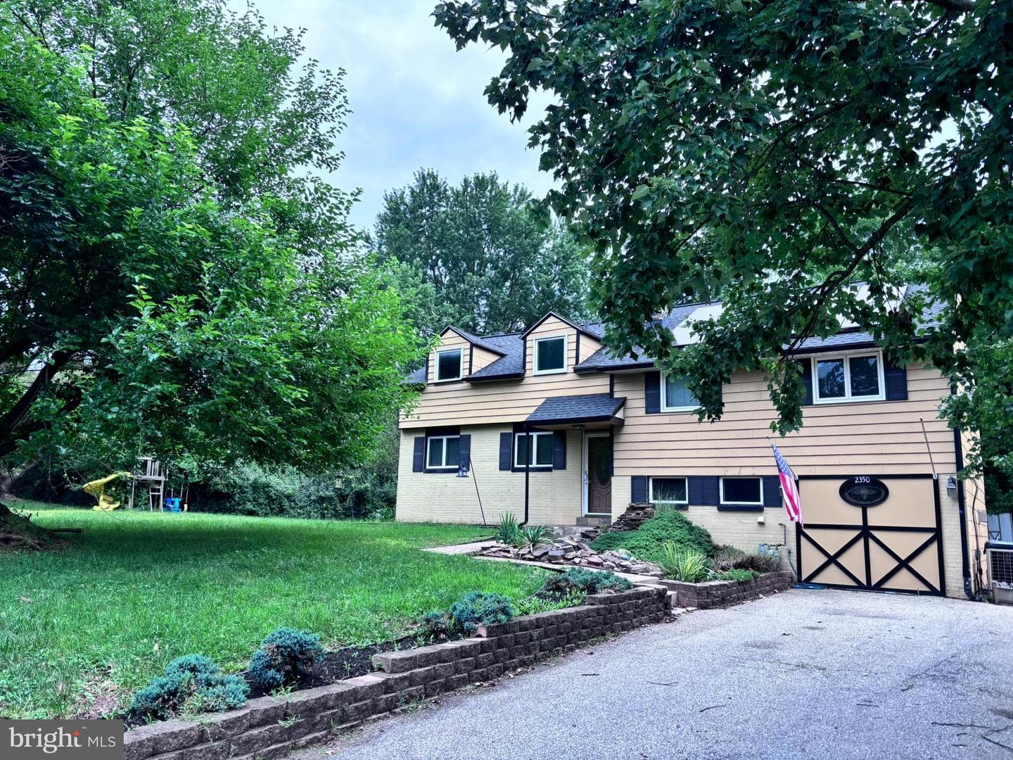 2350 N Parkview Drive, West Norriton