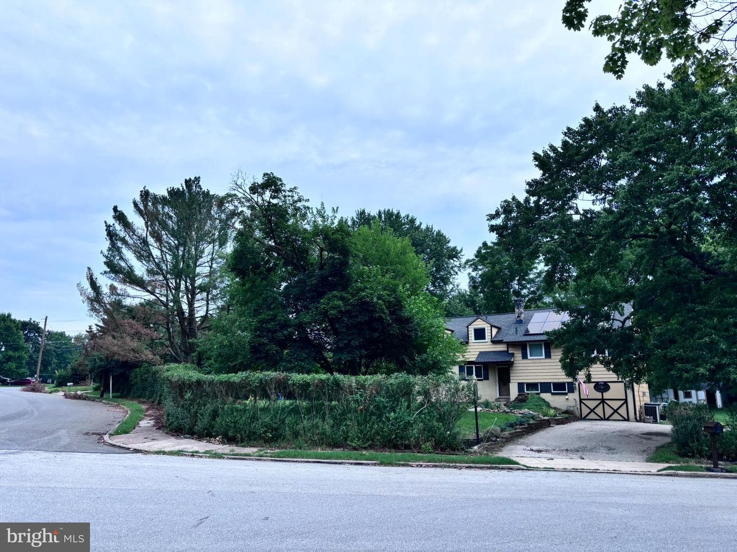 2350 N Parkview Drive, West Norriton