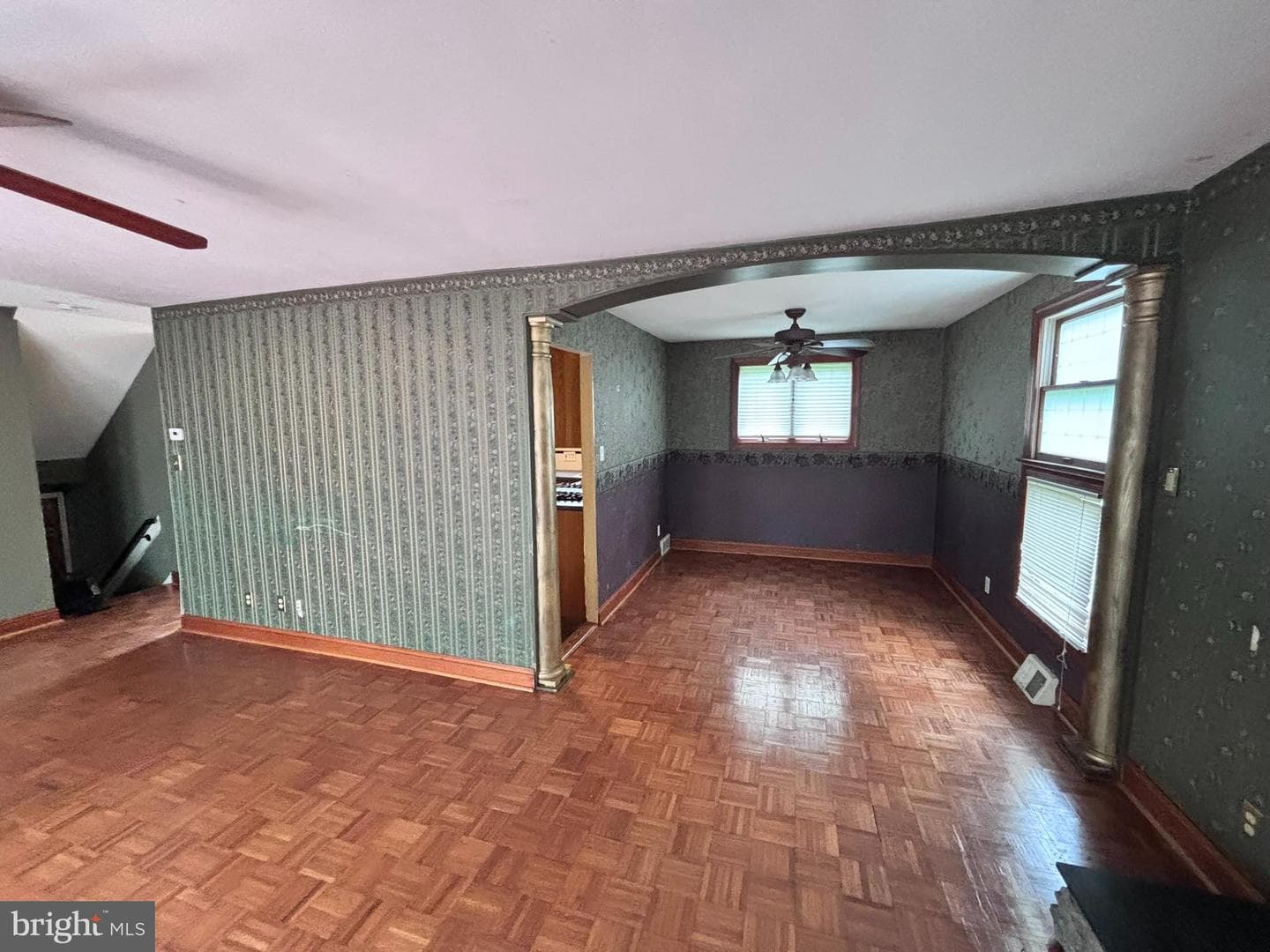 2350 N Parkview Drive photo 7