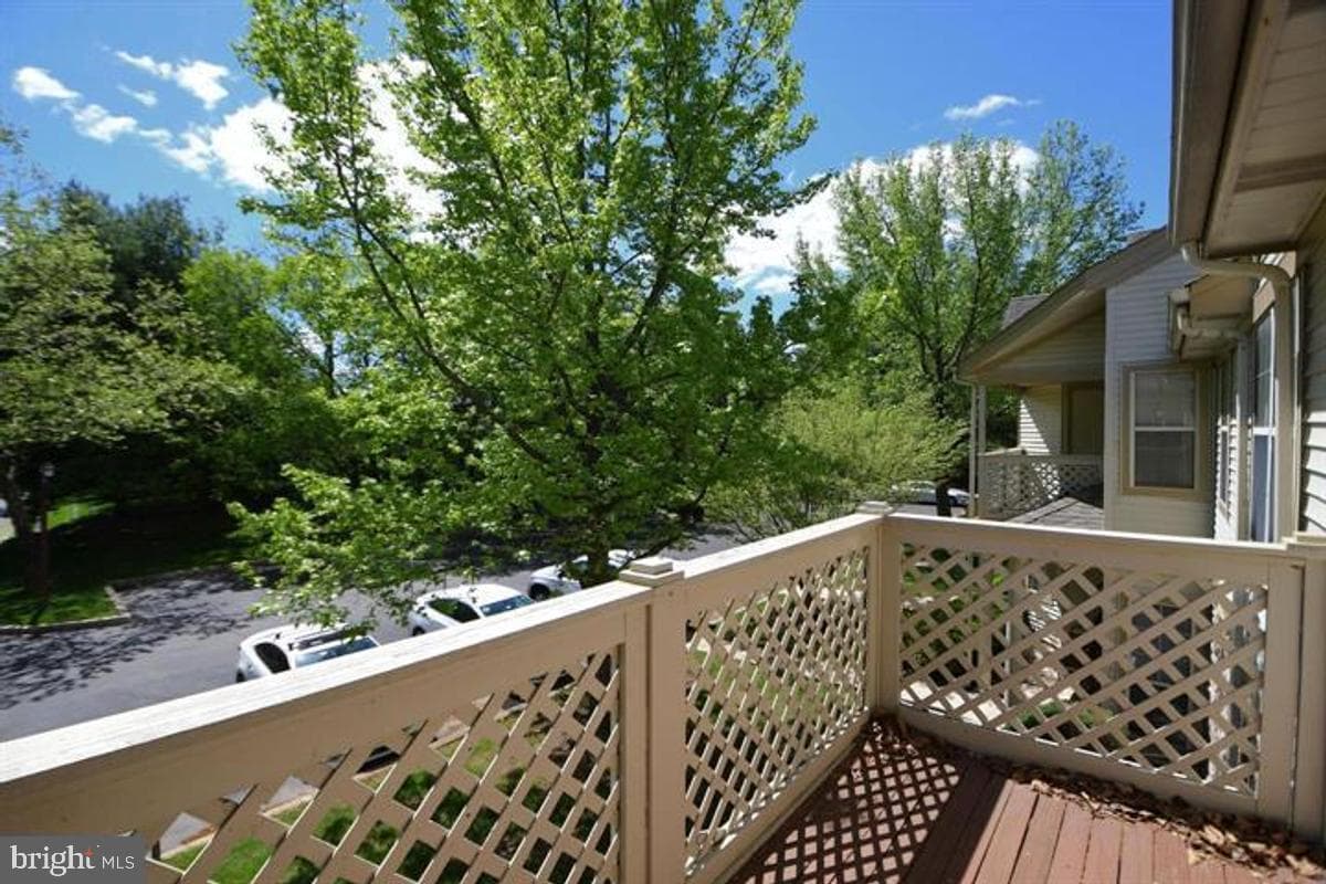210 Foxmeadow Drive #condo 210 photo 4