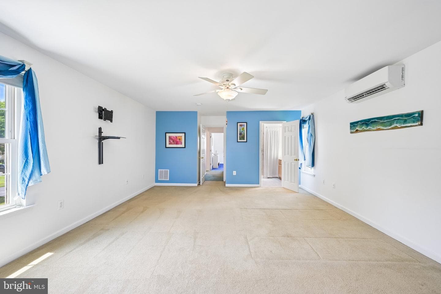 12 Lawn Avenue photo 23