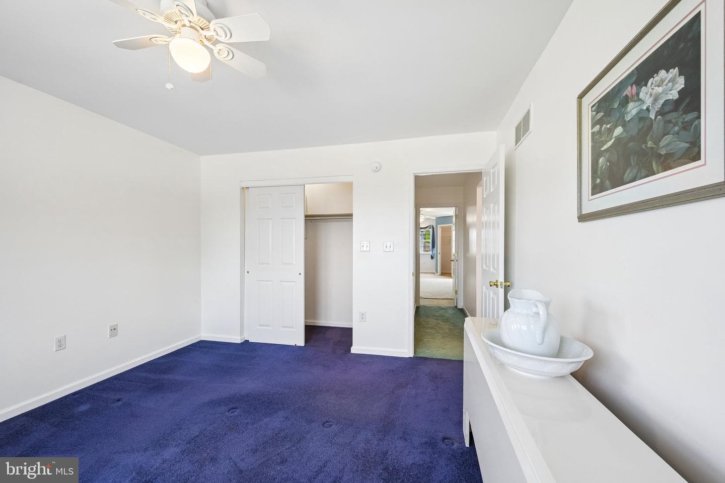 12 Lawn Avenue photo 31