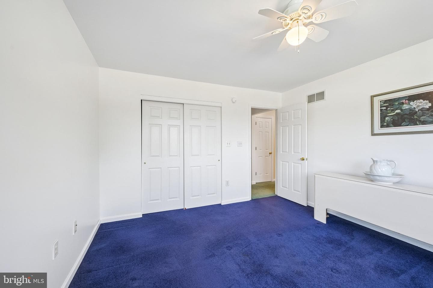 12 Lawn Avenue photo 32
