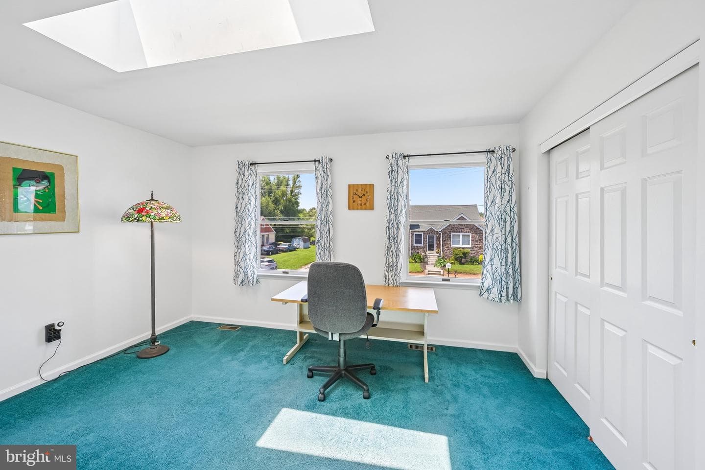 12 Lawn Avenue photo 34