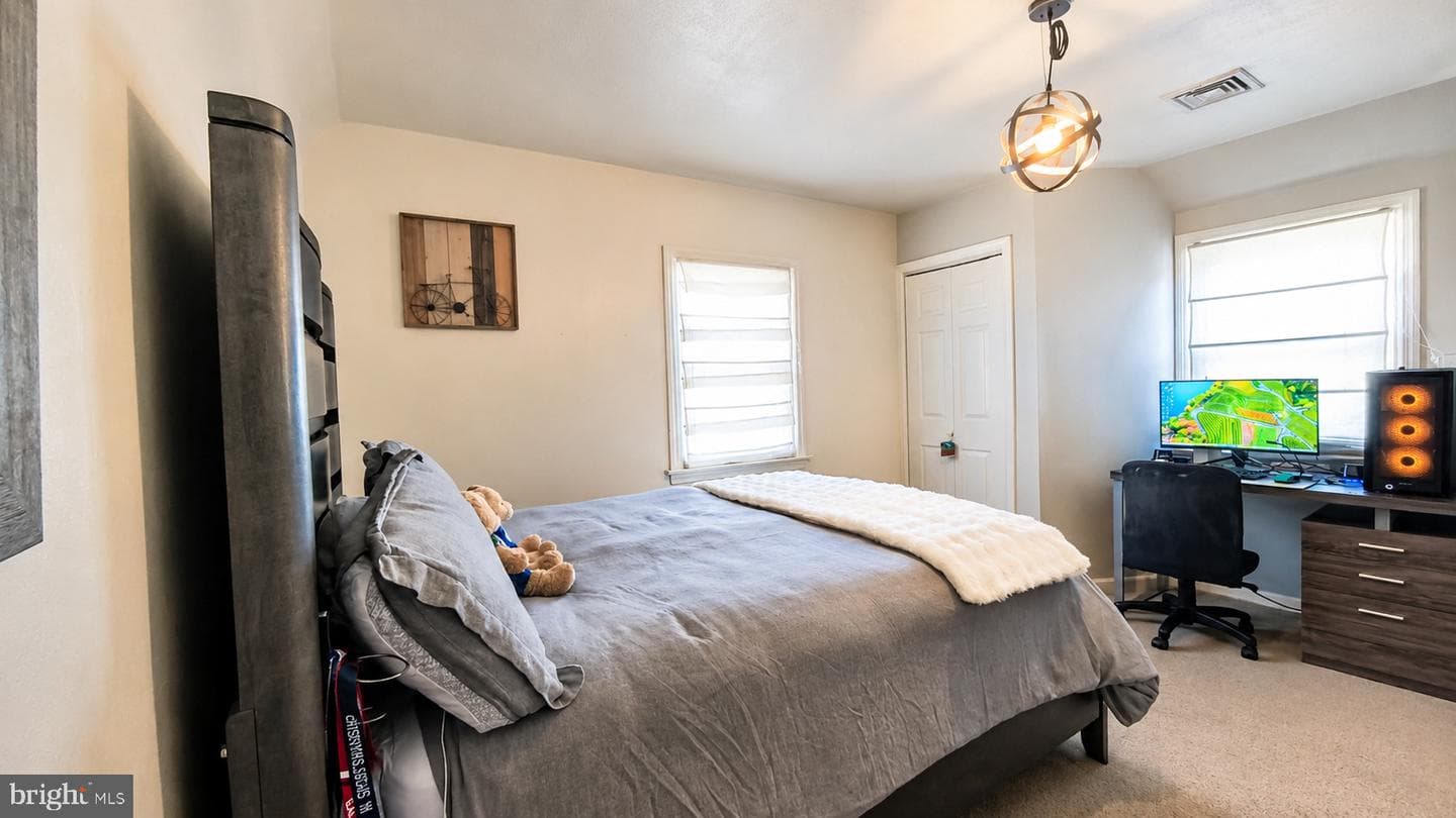 2344 Kenderton Avenue photo 8
