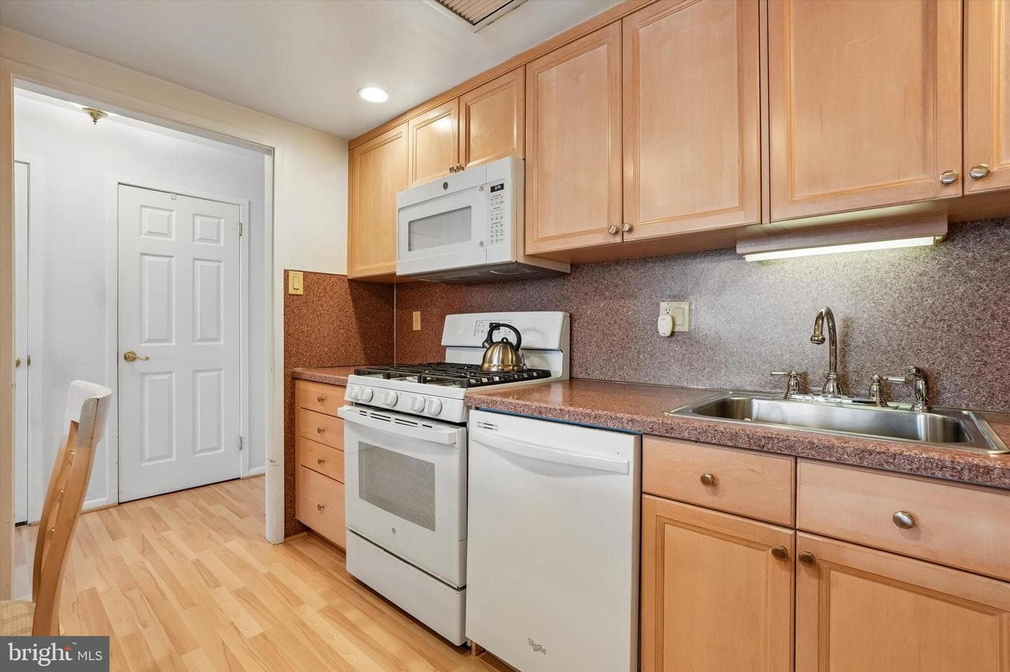 309 Florence Avenue #303-N photo 6