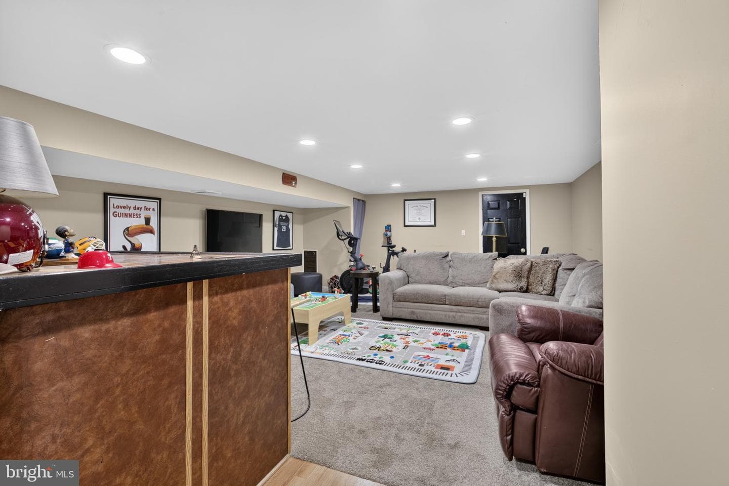 412 Franklin Court photo 21