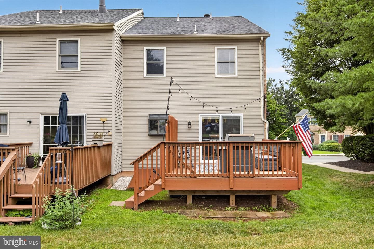 412 Franklin Court photo 25
