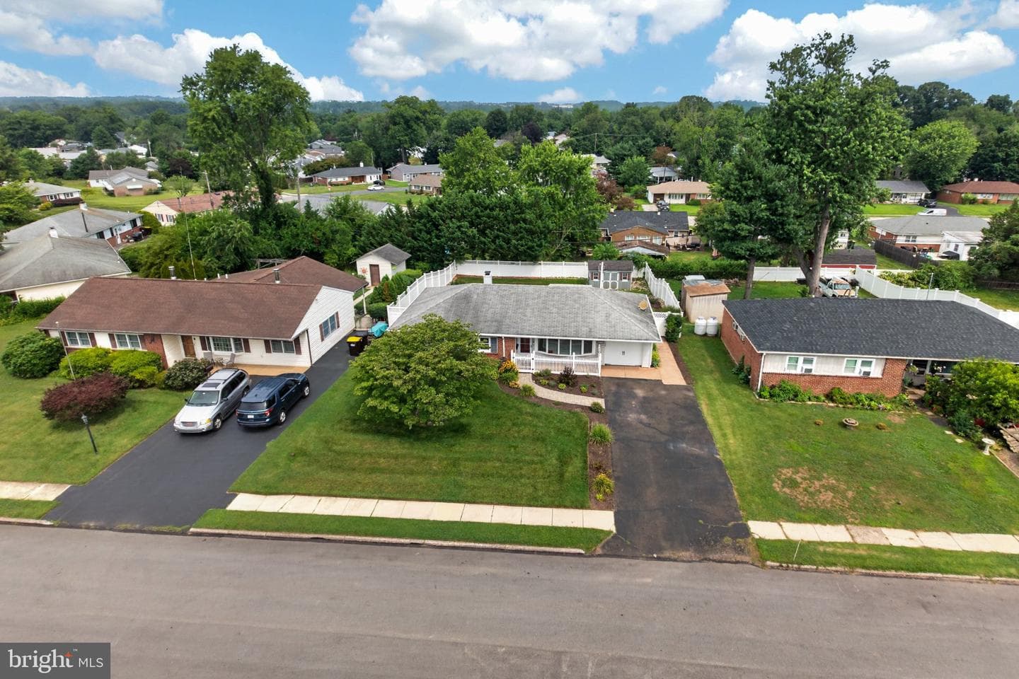 3129 Sycamore Lane photo 11