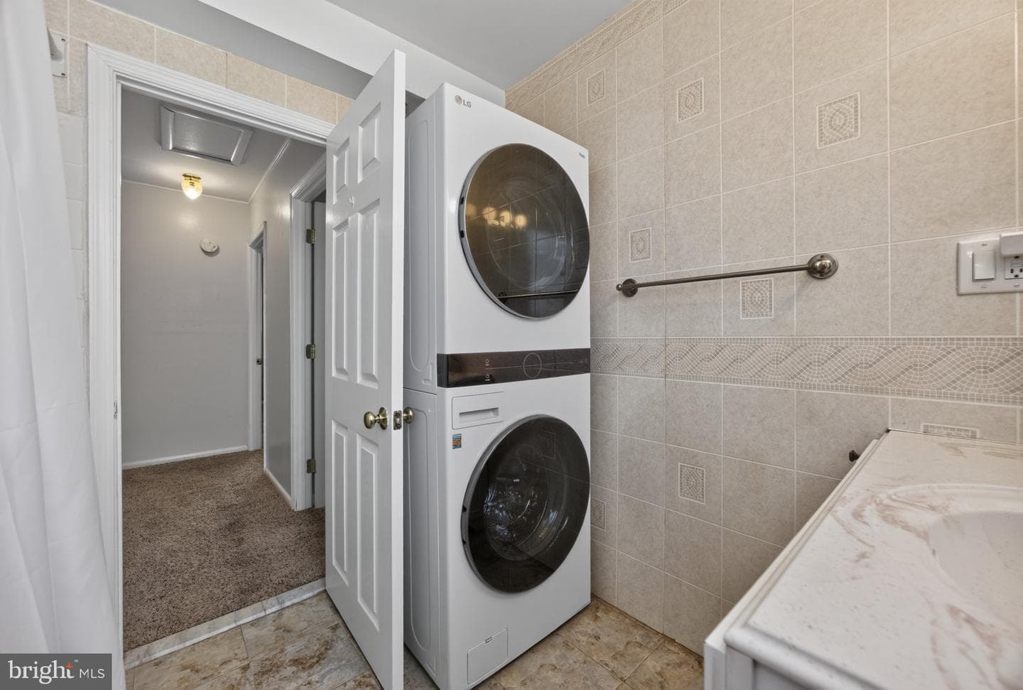 3129 Sycamore Lane photo 33