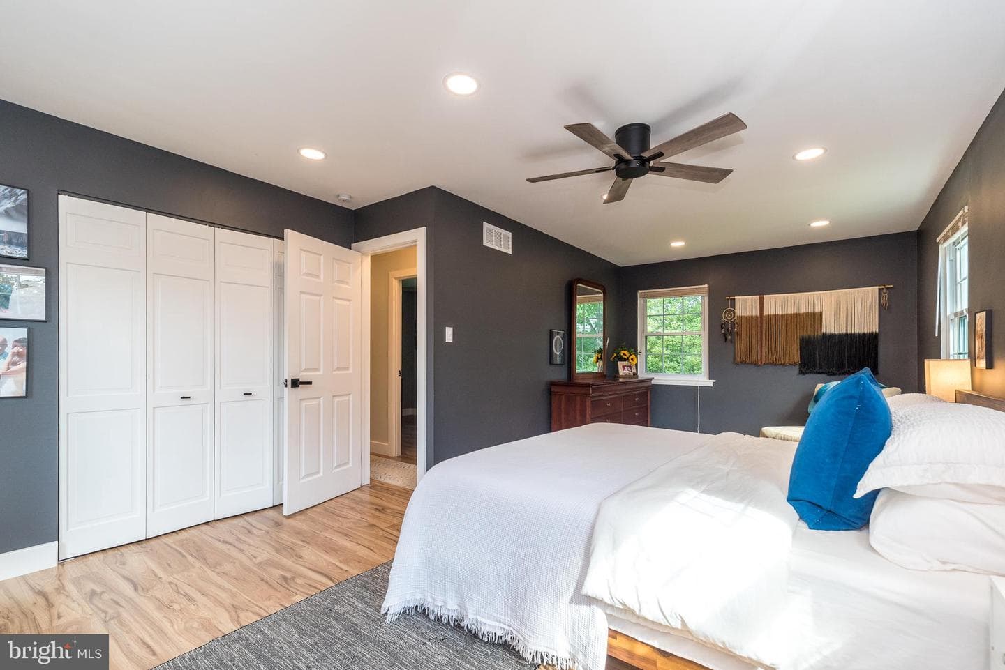 2045 Foster Road photo 37