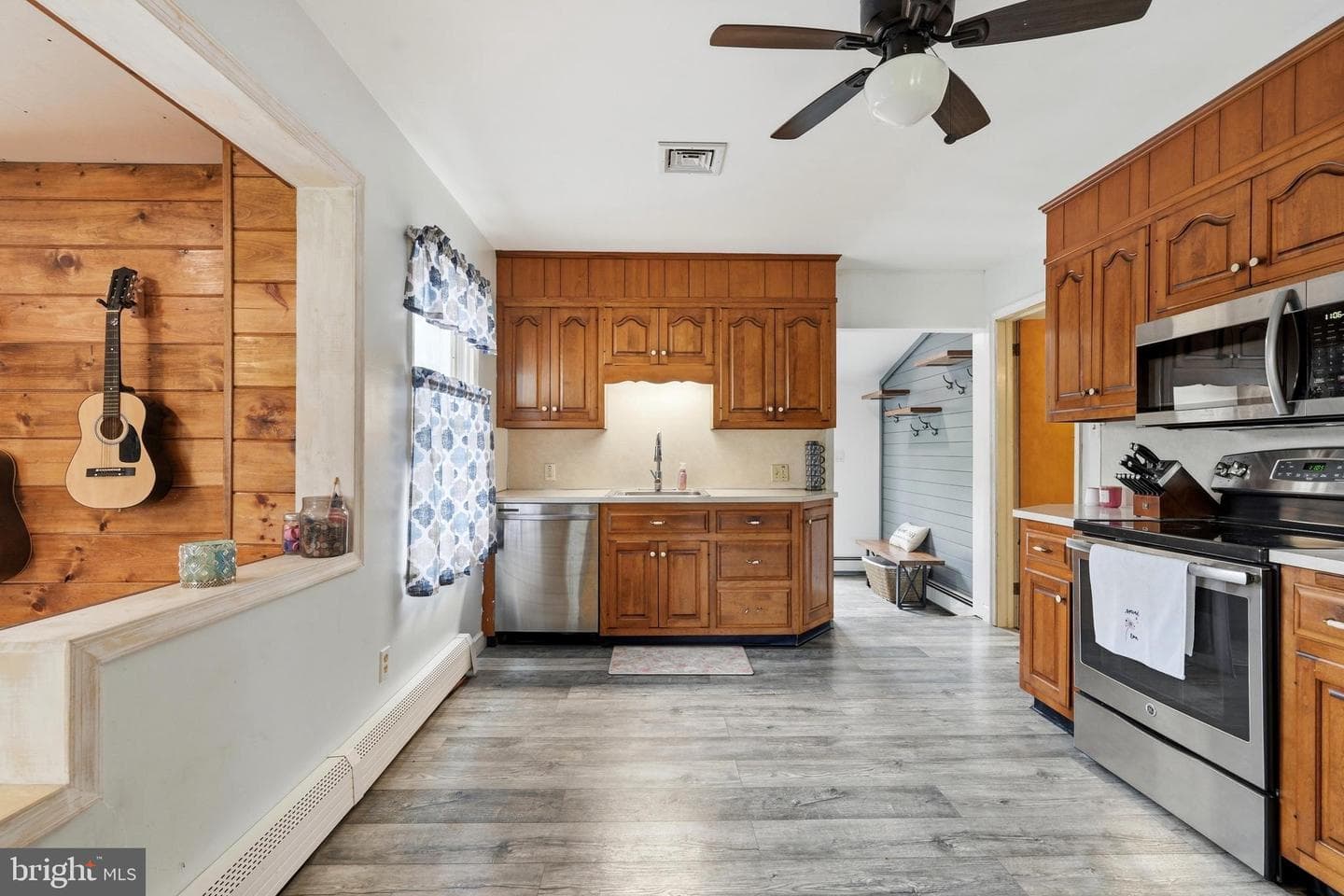 3033 Linfield Road photo 11