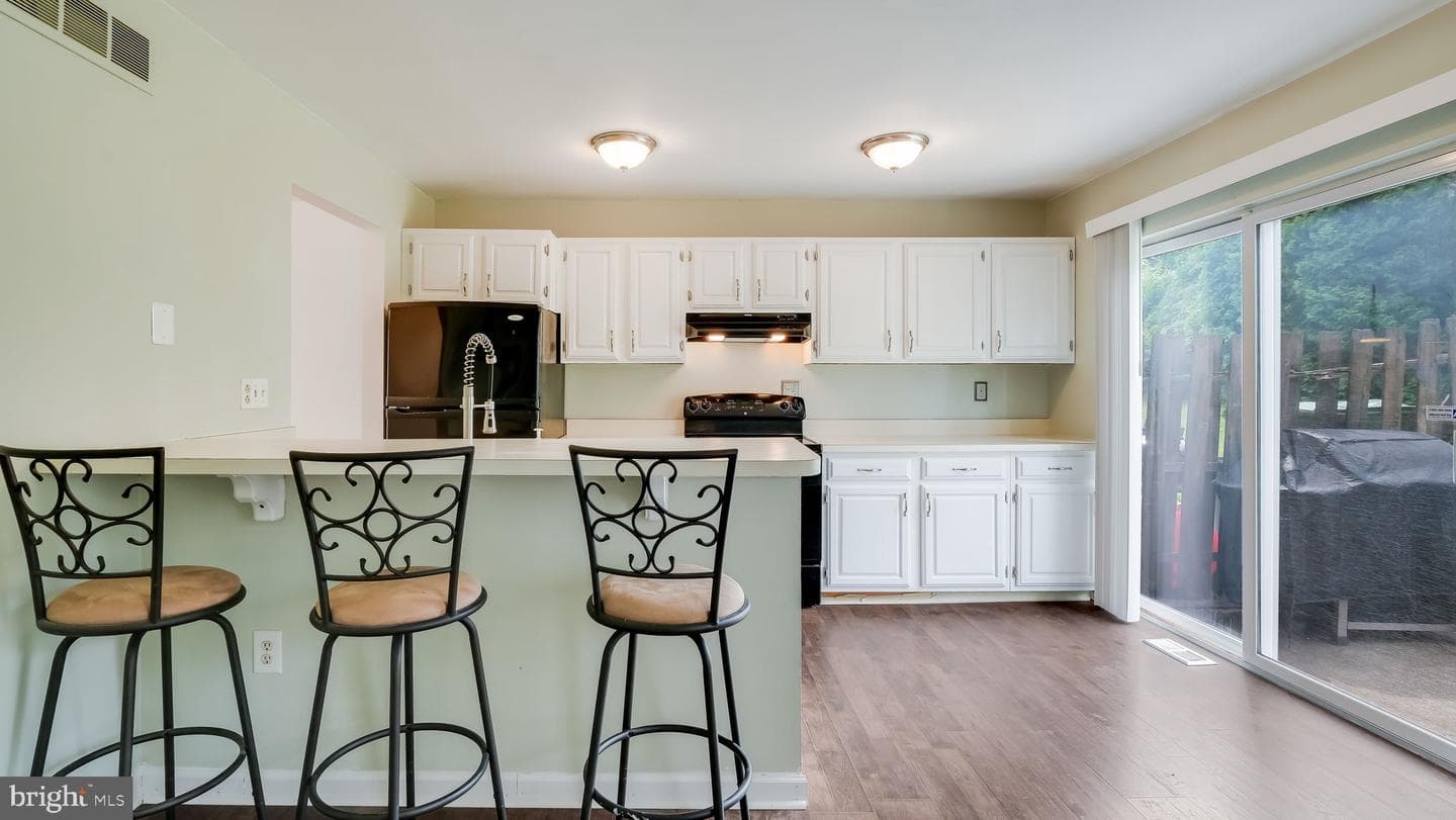 148 Pine Court photo 12