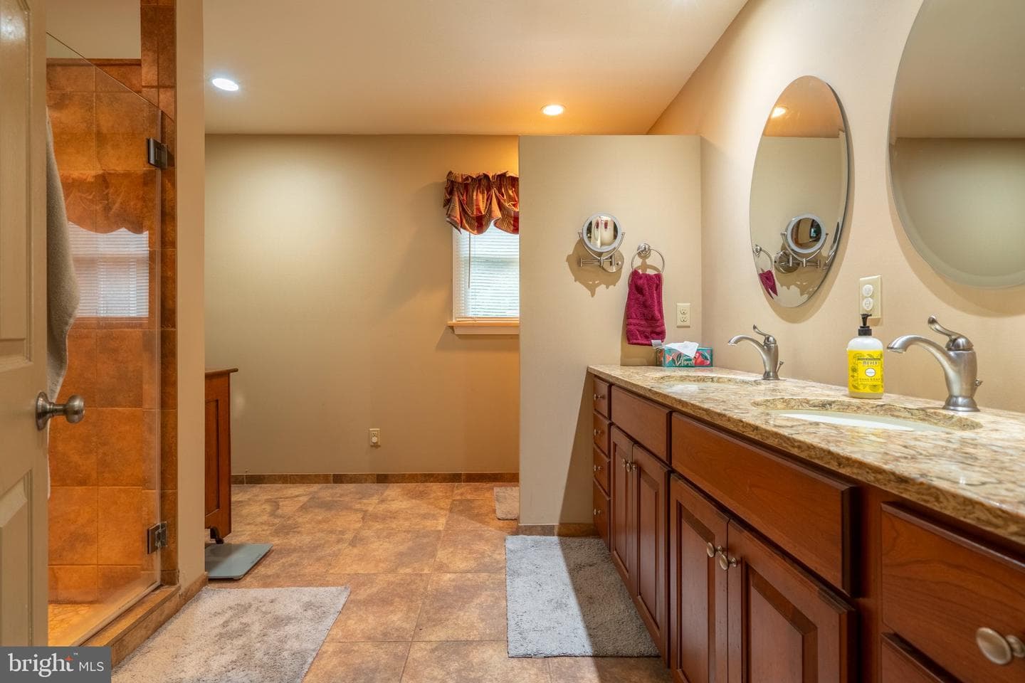 1397 Edgeview Street photo 31