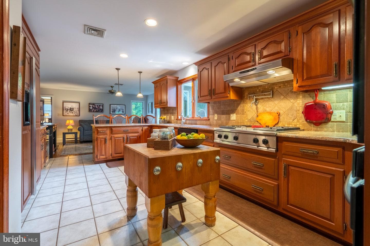 1397 Edgeview Street photo 8