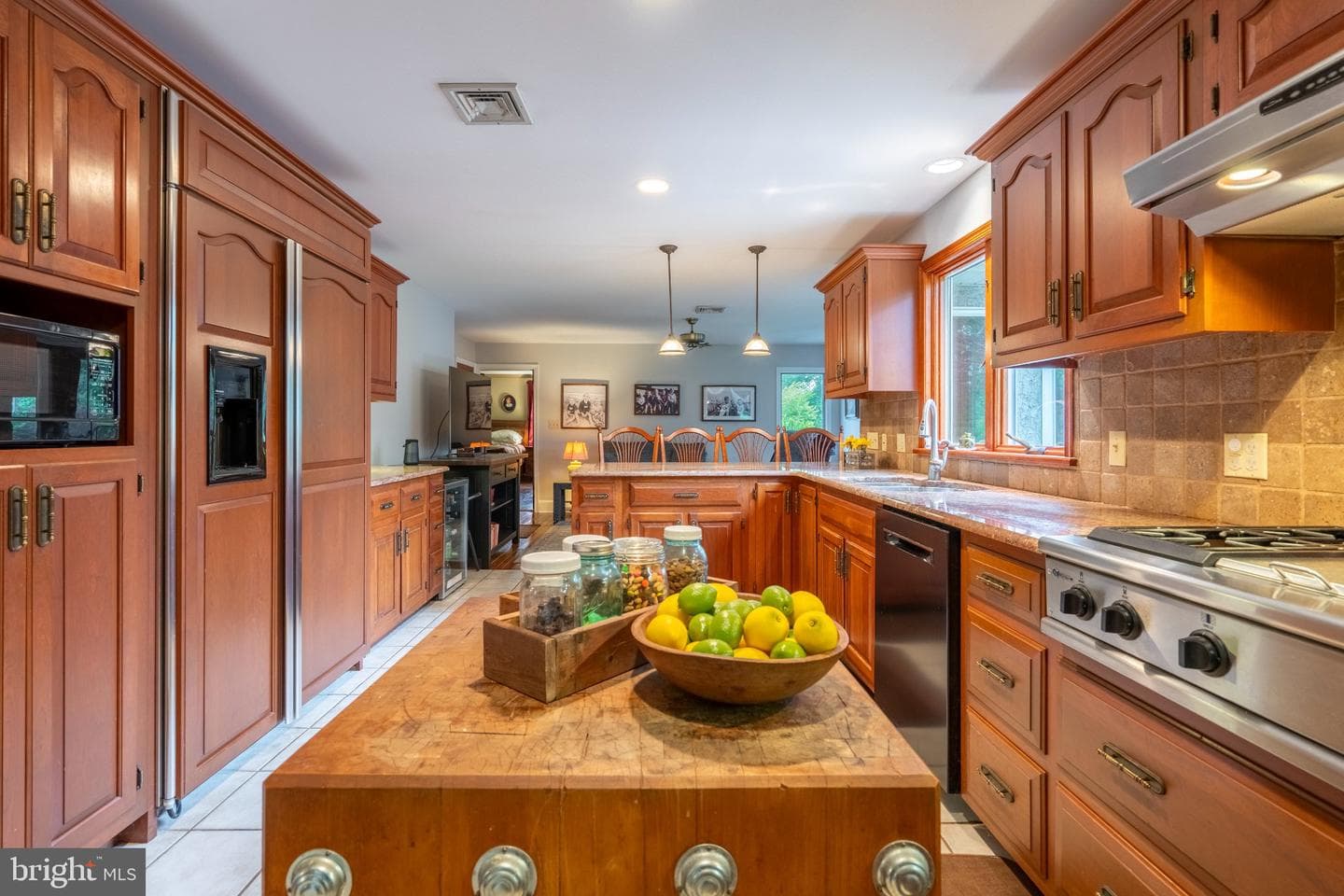 1397 Edgeview Street photo 9