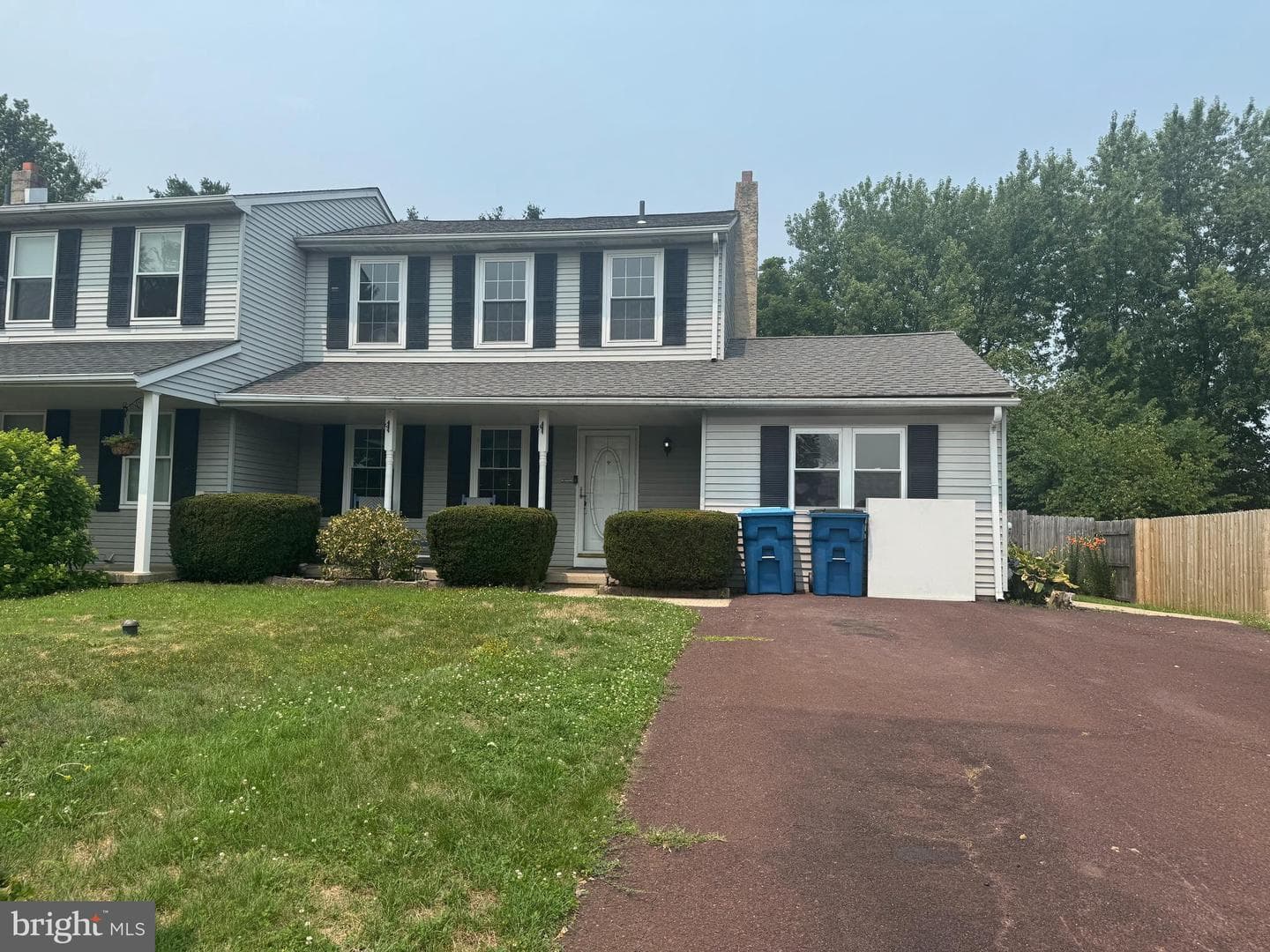 431 Windsor Drive photo 1