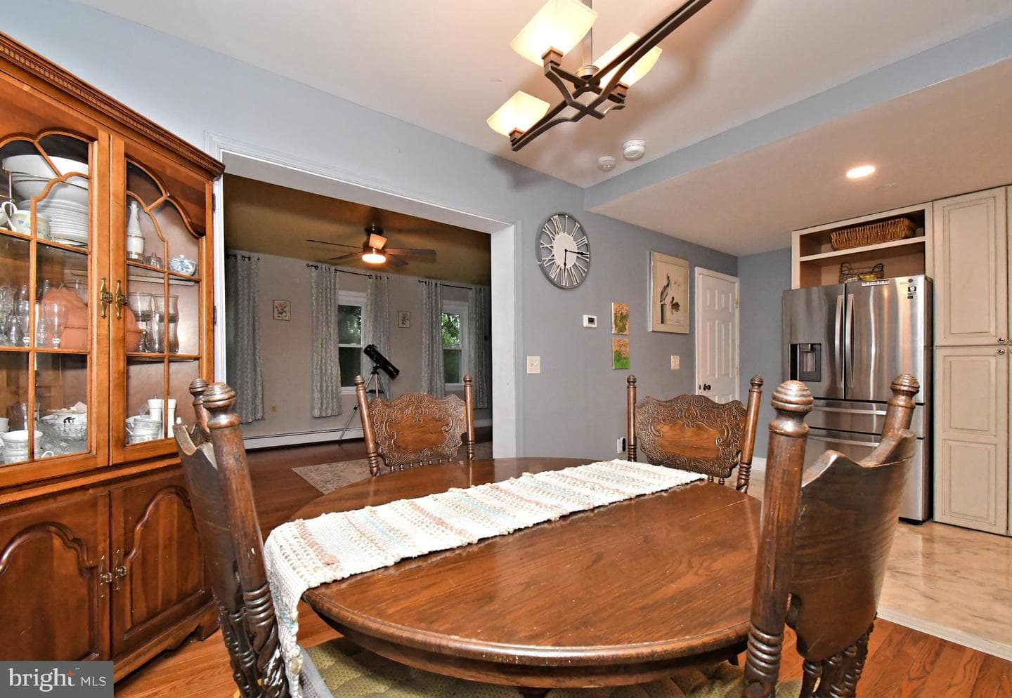 658 Macoby Avenue photo 10