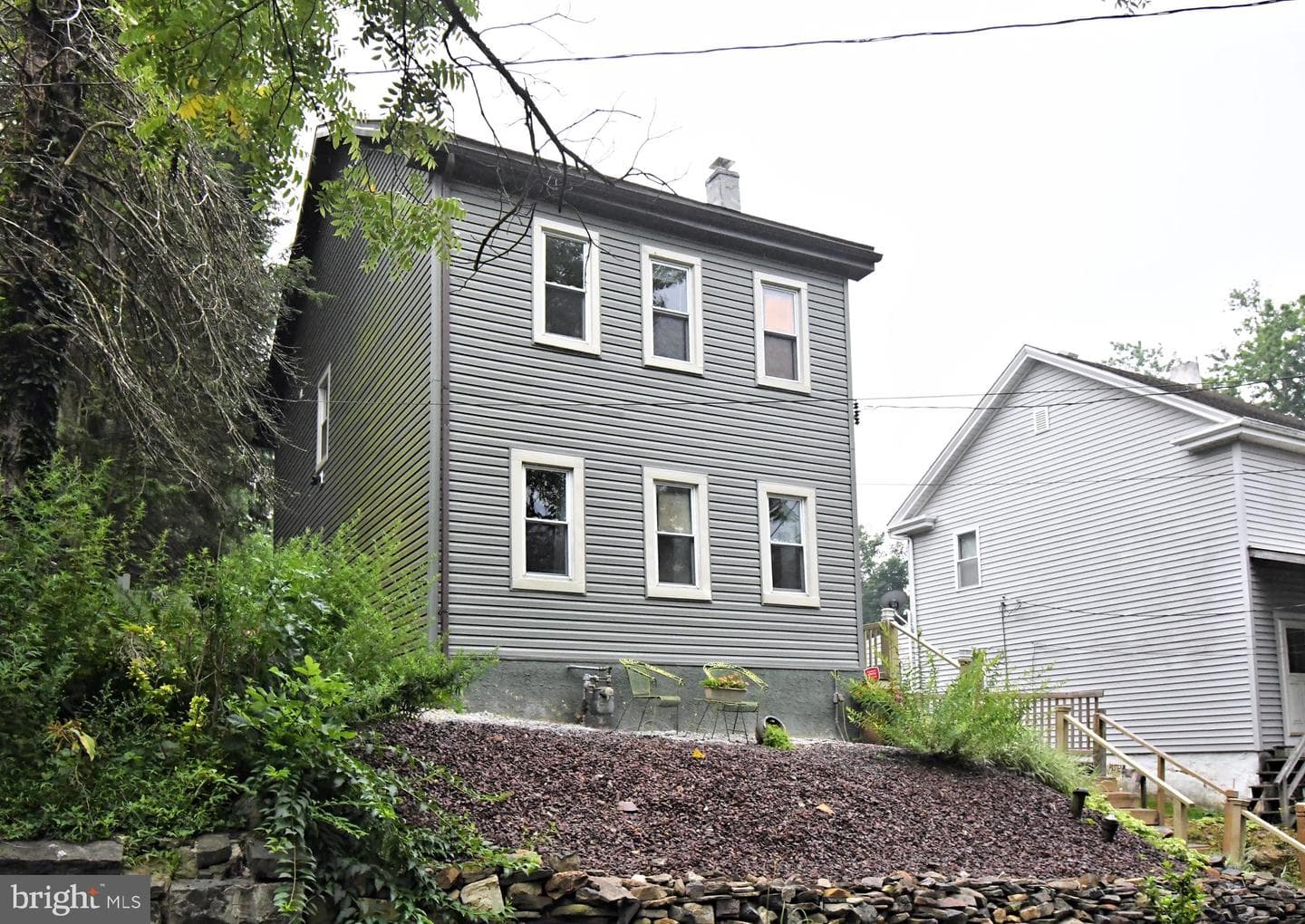658 Macoby Avenue photo 3