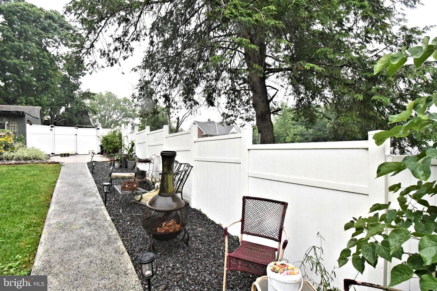 658 Macoby Avenue photo 45