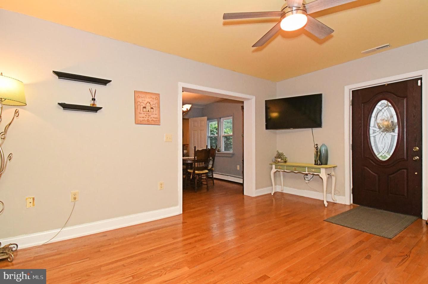 658 Macoby Avenue photo 7
