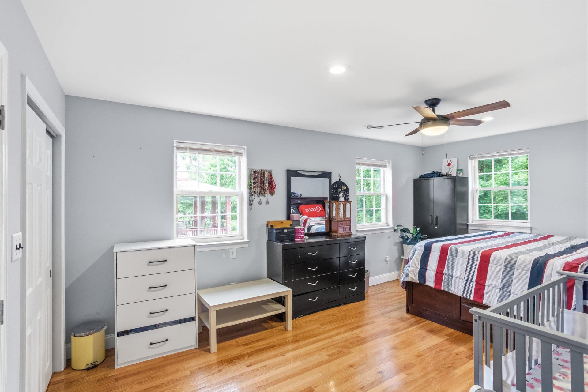 154 Central Avenue photo 18