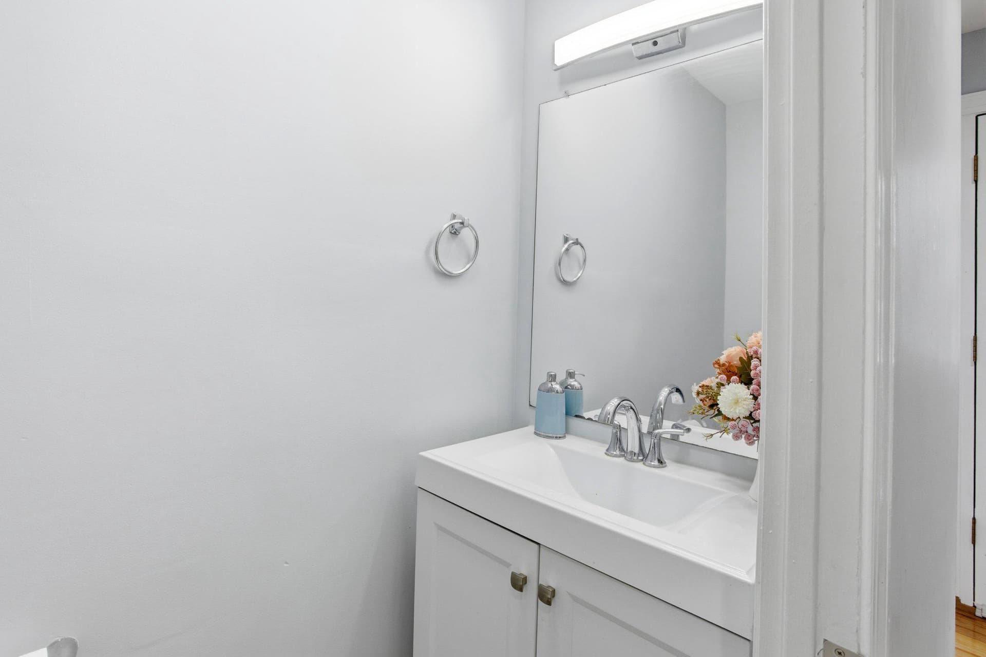 154 Central Avenue photo 21