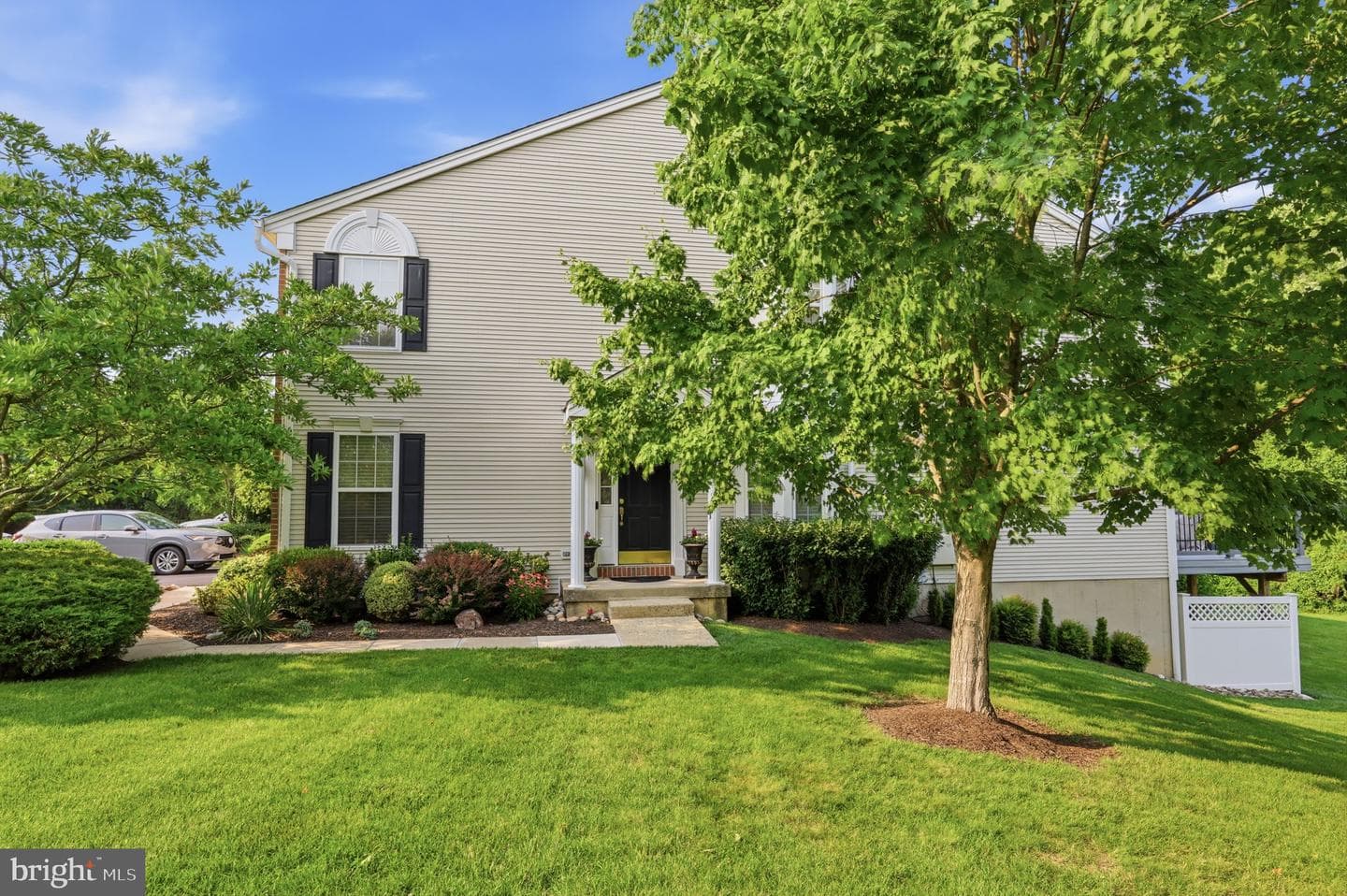 3381 Woodland Circle photo 4
