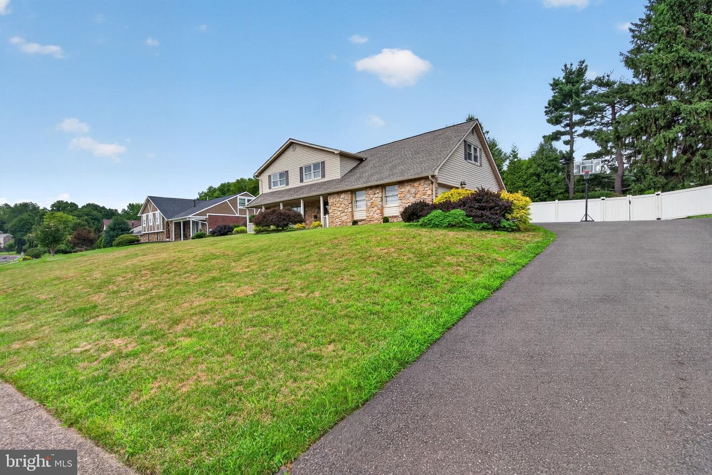 3822 Ridgeview Road photo 1