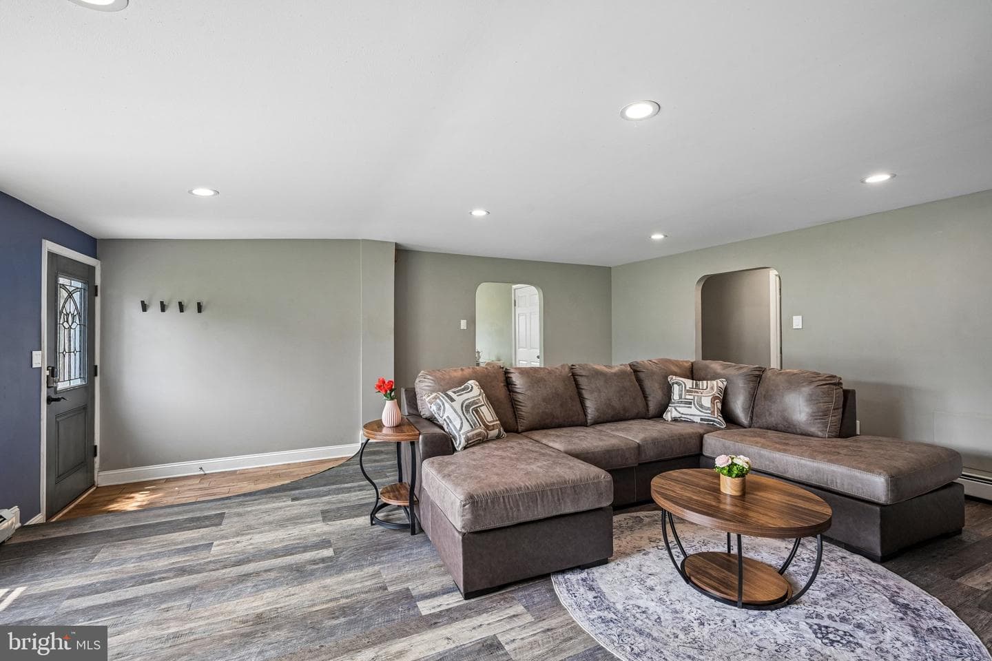 2144 Sunnyside Avenue photo 5