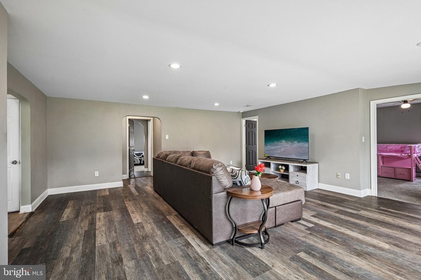2144 Sunnyside Avenue photo 7