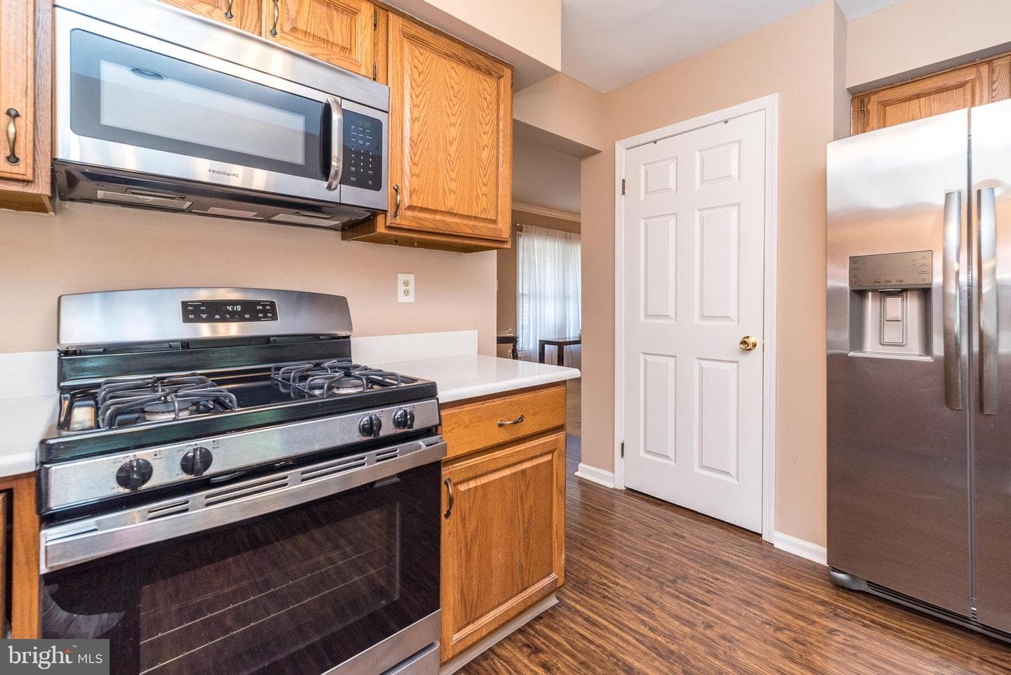 1408 Bronte Court photo 22