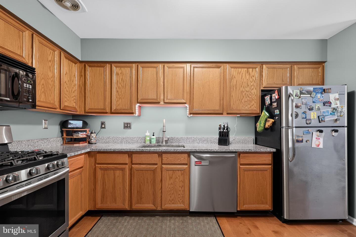 474 Stoneglen Street photo 13