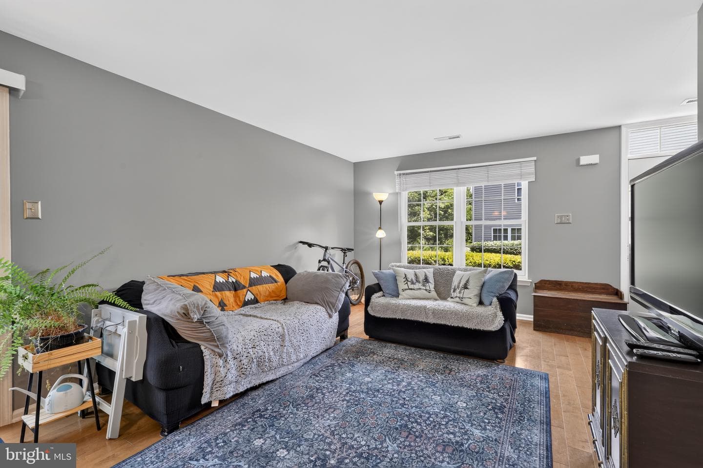 474 Stoneglen Street photo 9