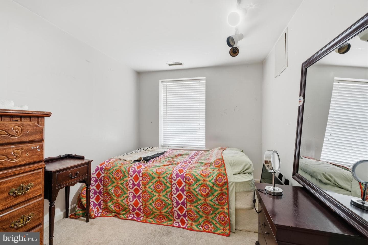 1132 Lindsay Lane photo 22