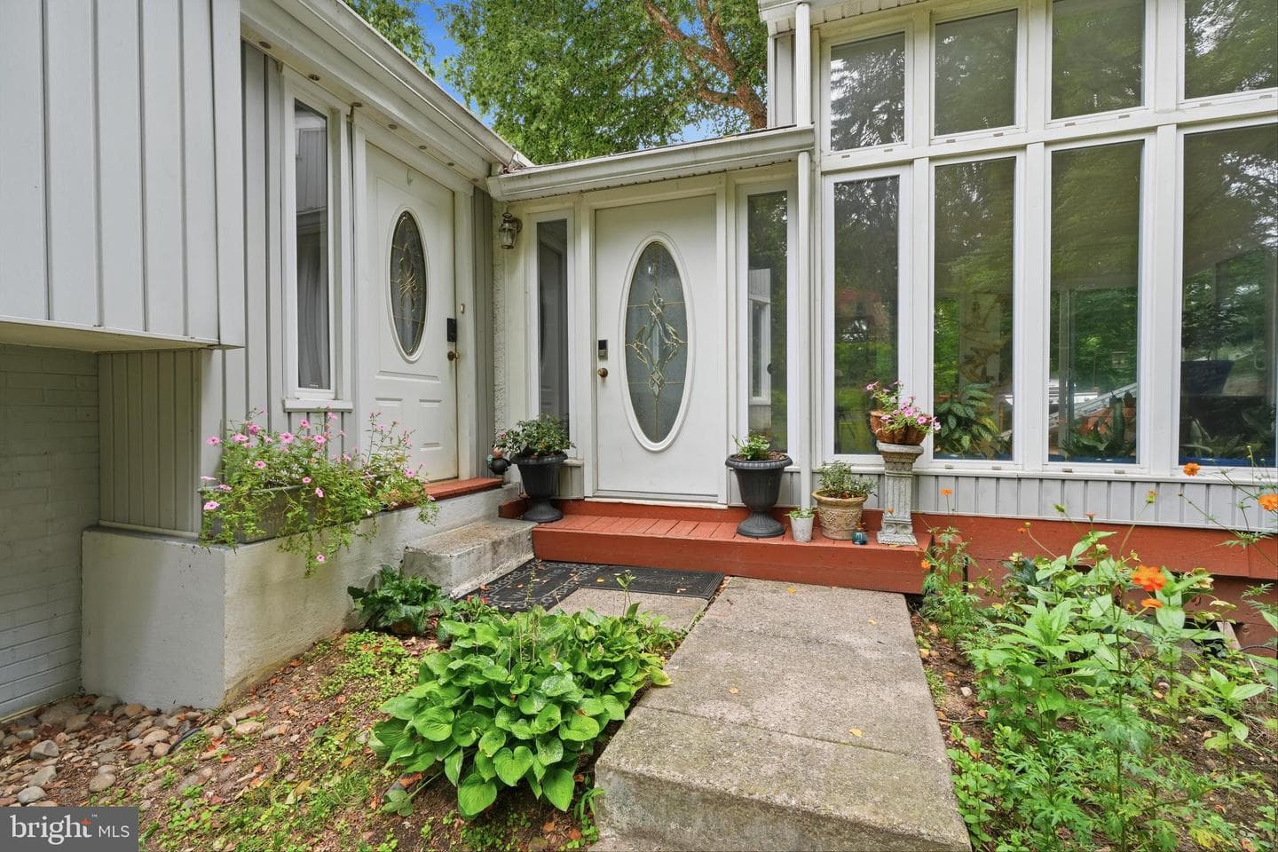 1132 Lindsay Lane photo 3