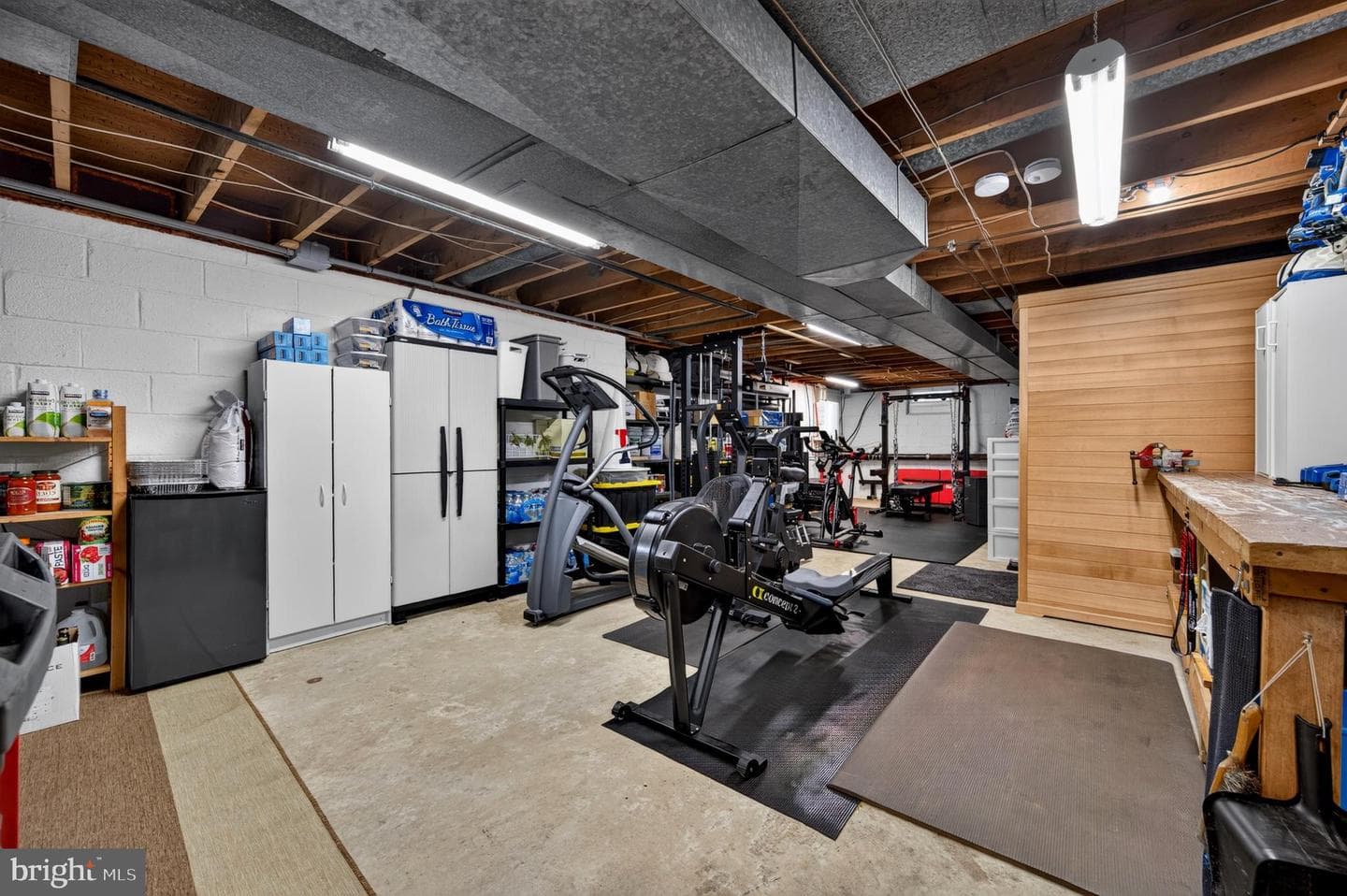 2530 Ball Road photo 26