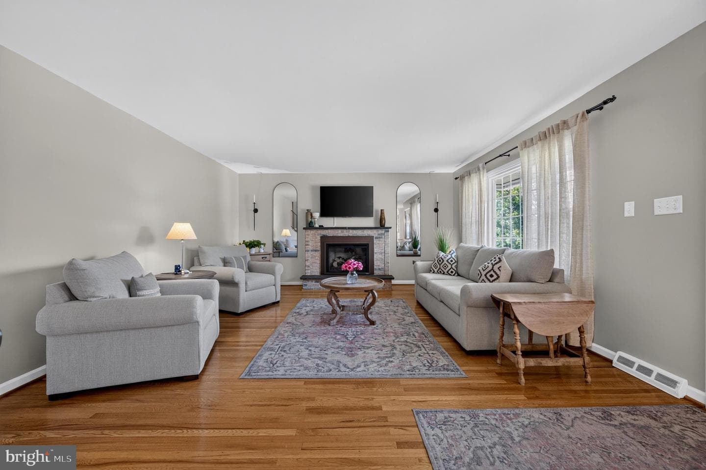 2530 Ball Road photo 5