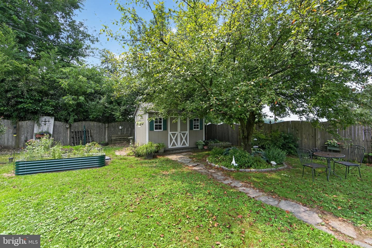250 W King Street photo 23