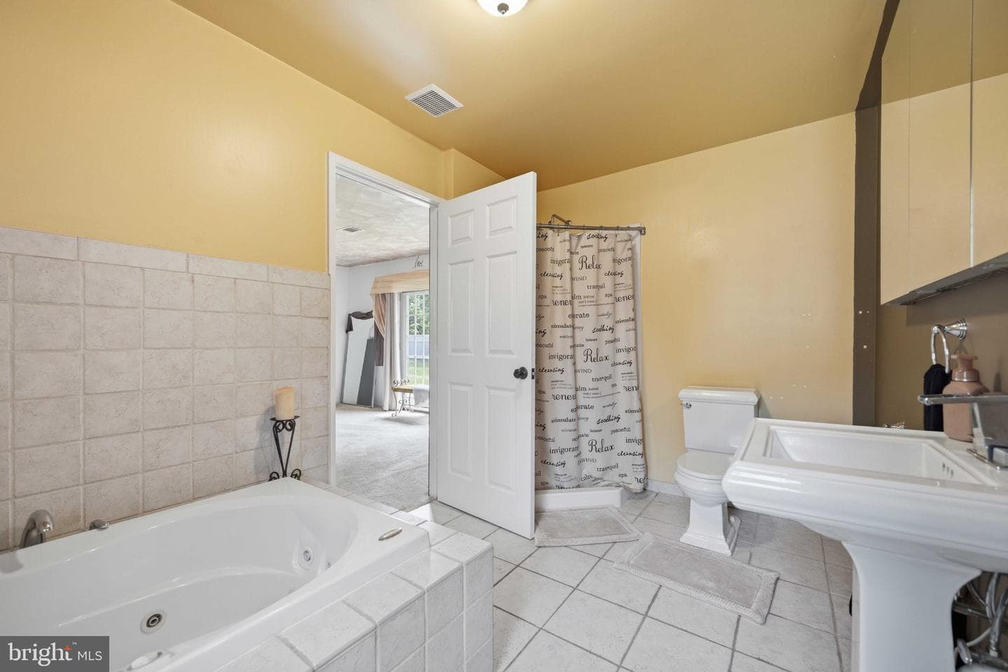 228 Bridge Street photo 35