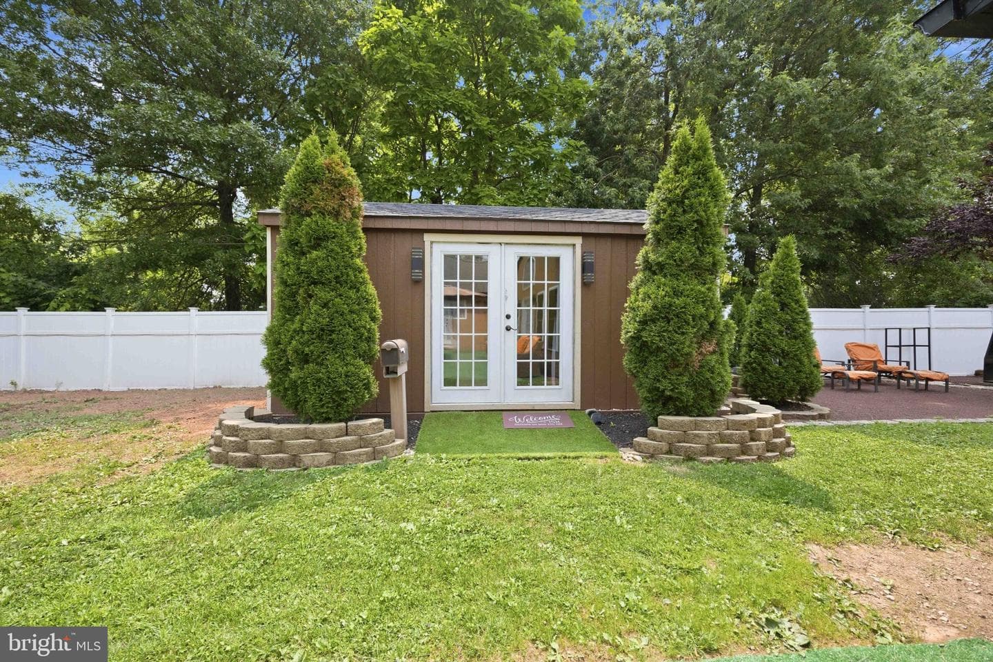 228 Bridge Street photo 41