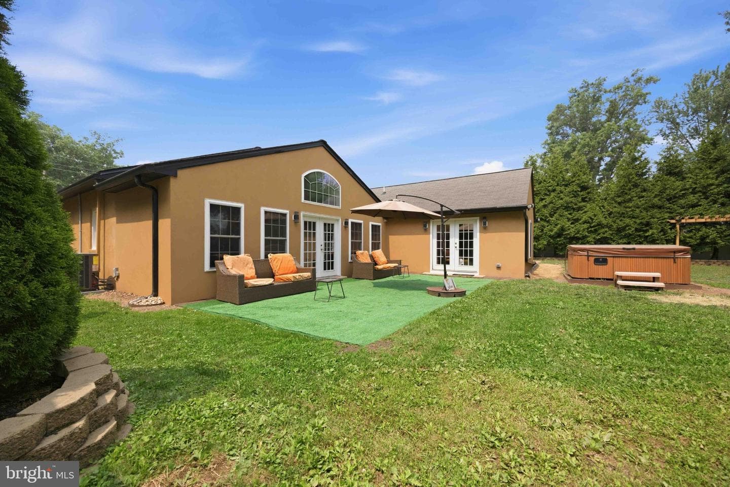 228 Bridge Street photo 42