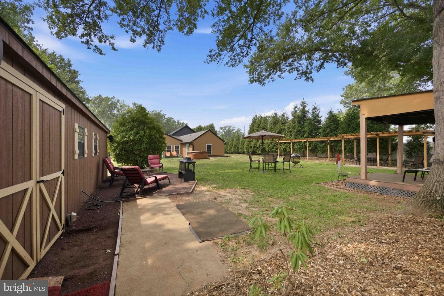 228 Bridge Street photo 48