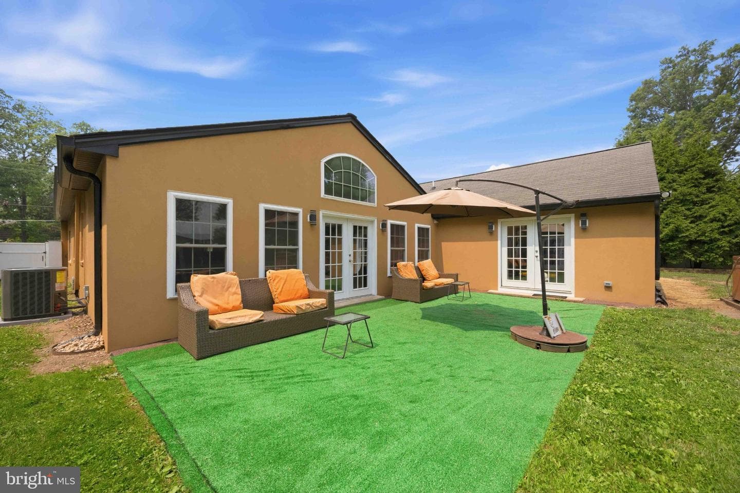 228 Bridge Street photo 51