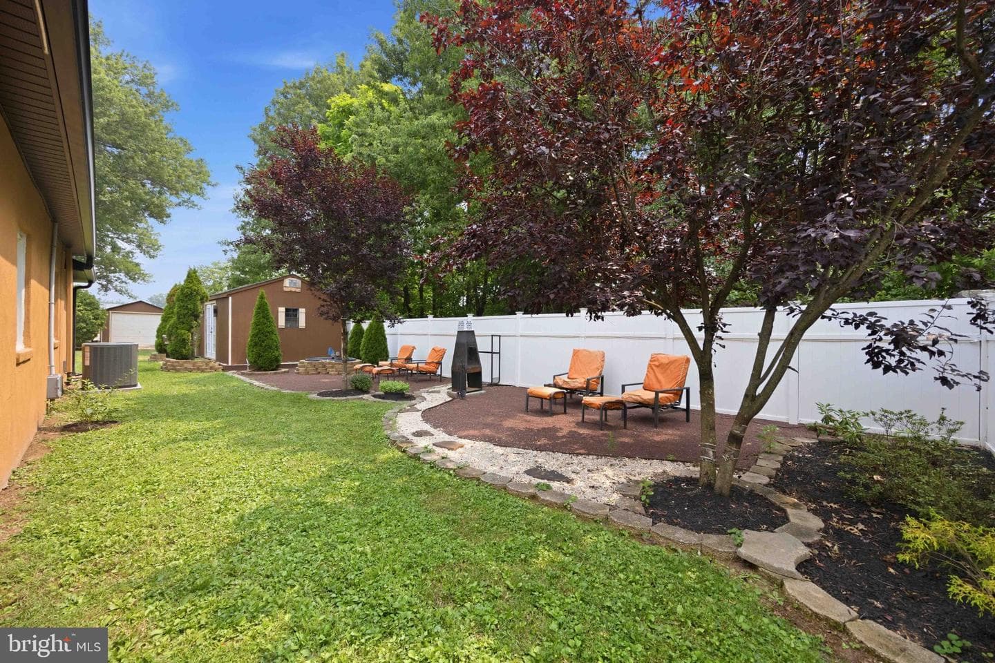 228 Bridge Street photo 52