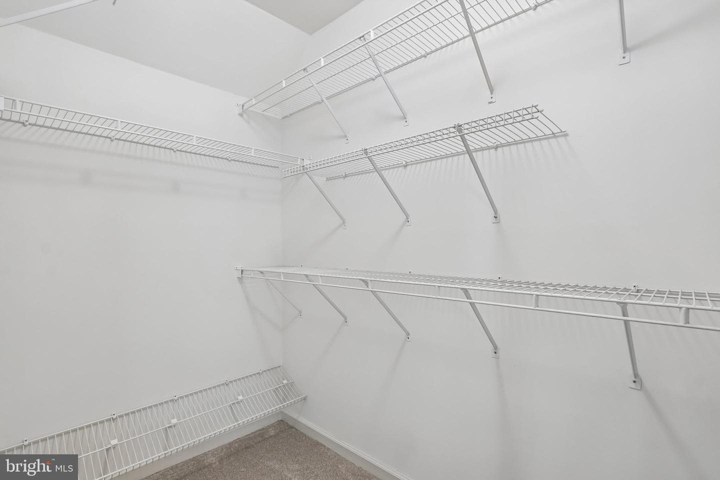 111 Manor Drive photo 37