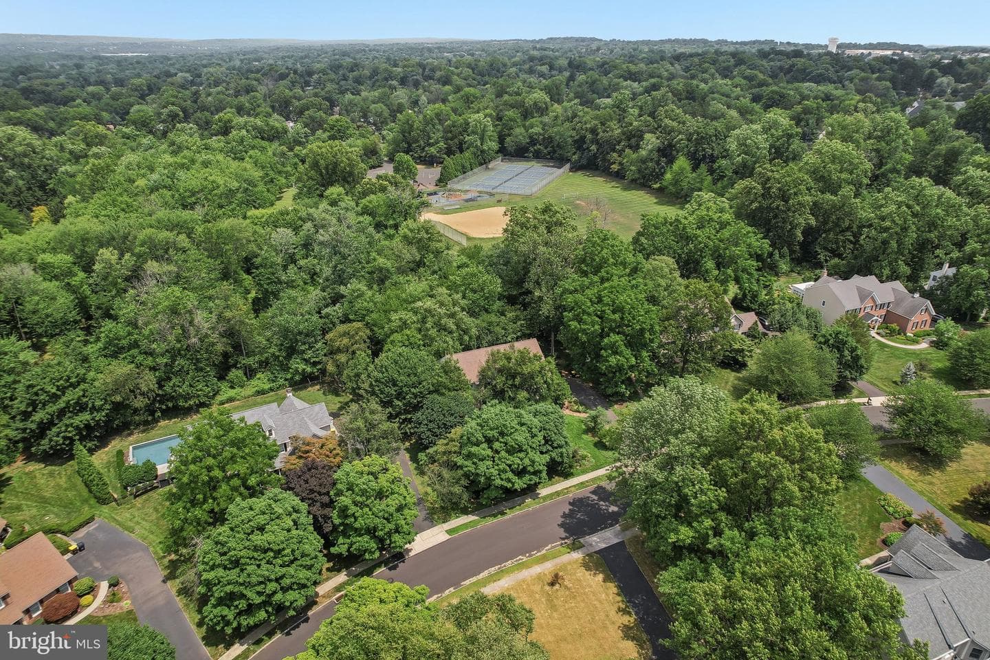 111 Manor Drive photo 64